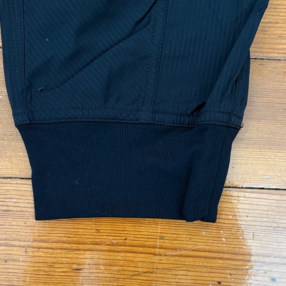 CRZ YOGA Women's Black Joggers - Picture 5 of 5